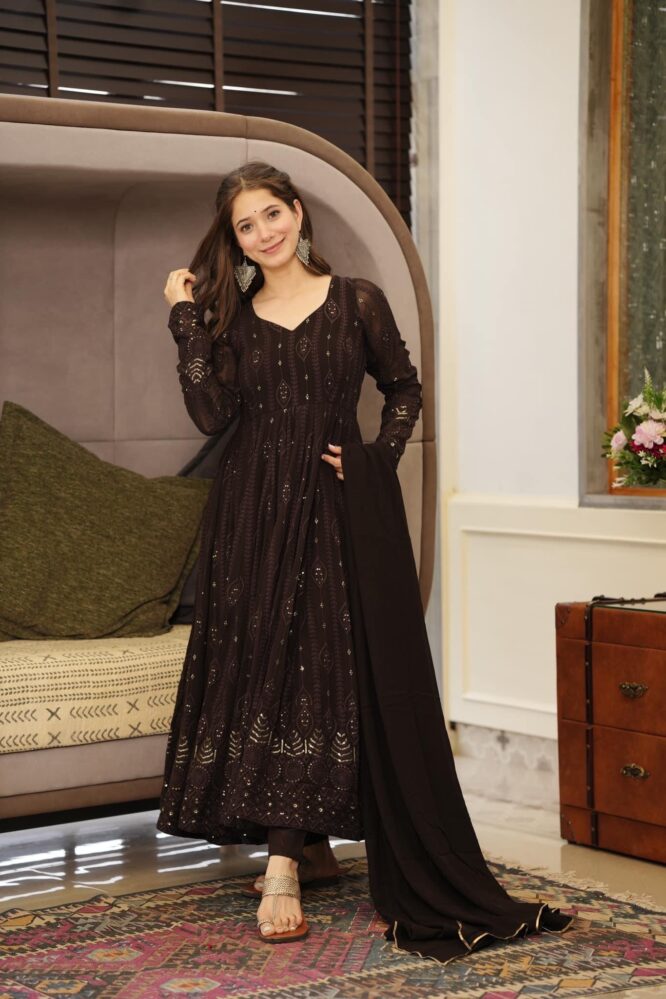 BLACK EMBROIDERED GEORGETTE ANARKALI SUIT SET